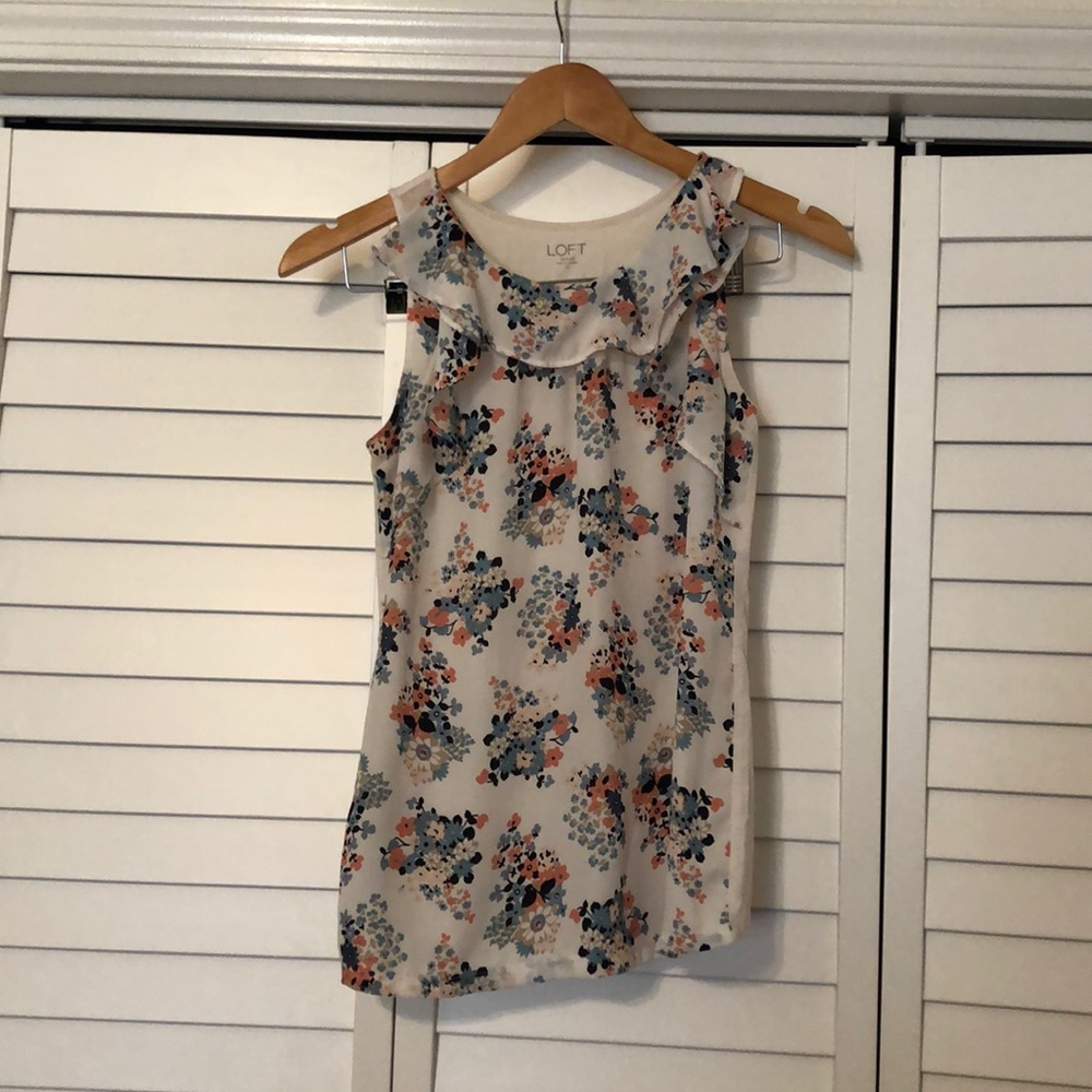 Sleeveless top